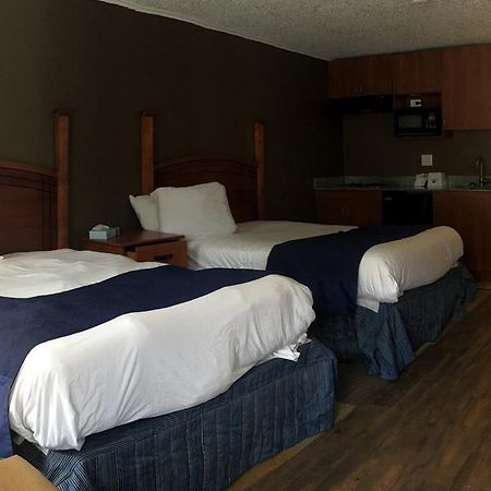 Americas Best Value Inn & Suites Джаксън Екстериор снимка