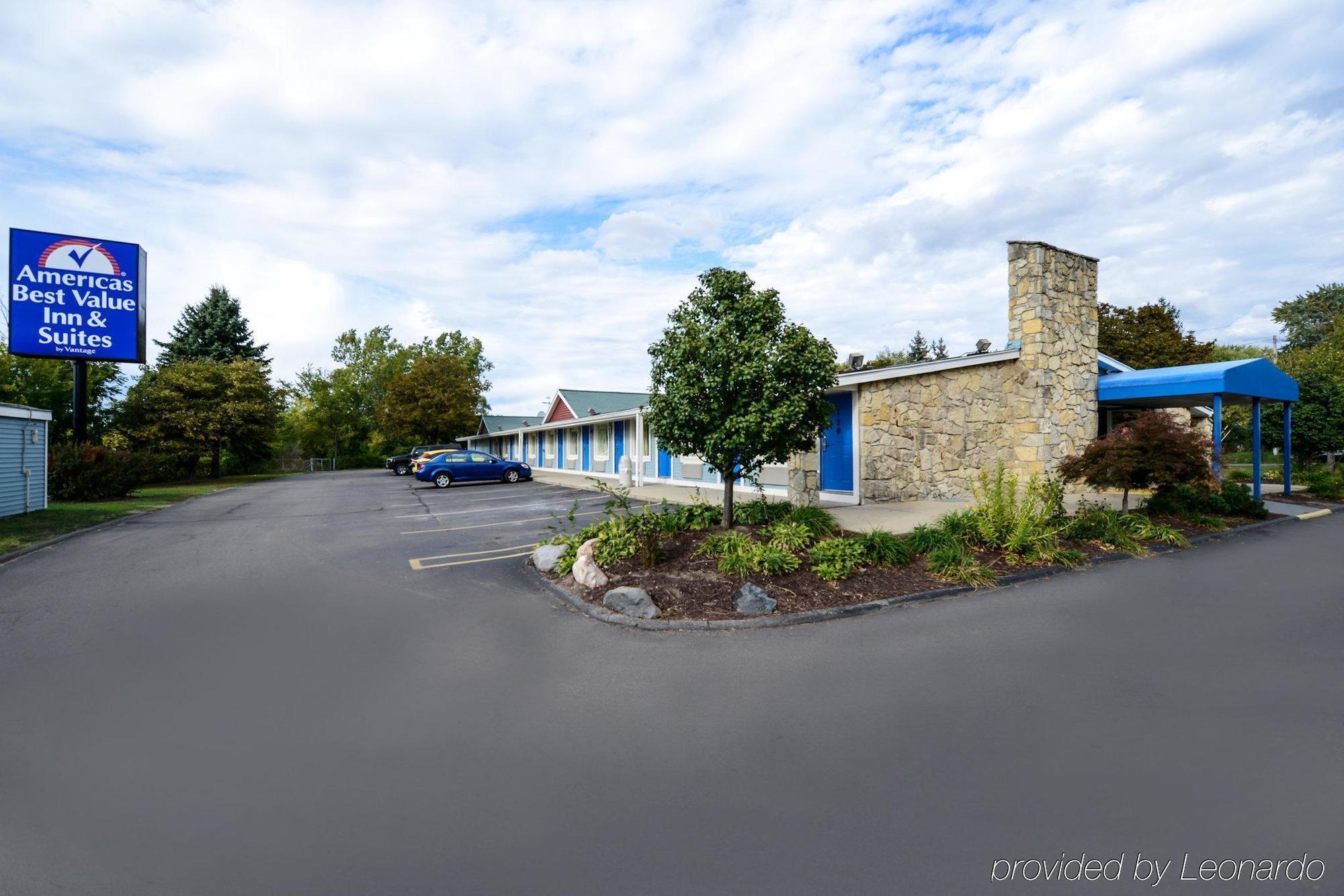Americas Best Value Inn & Suites Джаксън Екстериор снимка